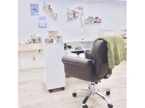 プリル ネイルアンドアイラッシュ 御幸ヶ原店(Puril NAIL&EYELASHES)(栃木県宇都宮市御幸ケ原町59-12)