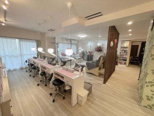 エリナネイルサロン池袋(Alina Nail Salon)(東京都豊島区東池袋1-36-5 笹屋ビル201号室 [マグネットネイル/パラジェル/フット/定額/スカルプ])