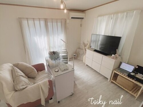 ツイキー ネイル(tsiky nail)(東京都足立区千住旭町1-7 メゾンウッドベル106)