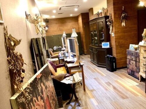 ネイルサロン カリス(Nail Salon Charis)(神奈川県相模原市中央区淵野辺4‐15-5 ナカヤマビル1F)