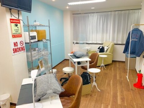 ラスネイルズ アンド アイラッシュ 尼崎立花(LAS NAILS&I LASH)(兵庫県尼崎市立花町1-6-10 田代ビル2F)