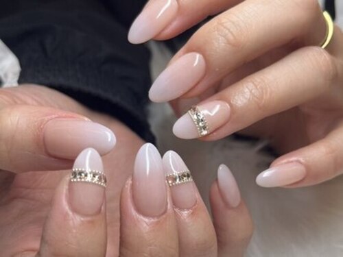 ウィスタリアフィールドネイル MONAD店(WISTARIA FIELD)(広島県広島市中区中町1-18 WISTARIA-FIELD 1F)