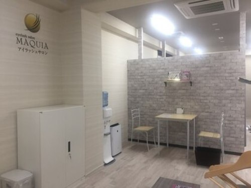 マキア 香椎店(MAQUIA)(福岡県福岡市東区香椎駅前2-9-15 香椎新浜ビル3階西側)