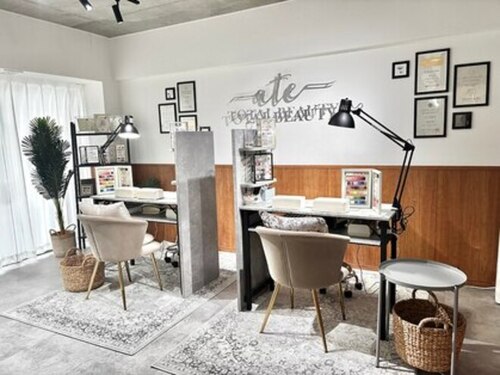 アテ(ate)(沖縄県那覇市安謝2-22-24 MIZUHA201)