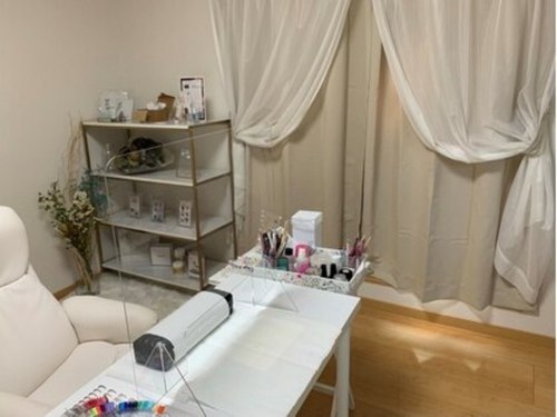 ネイルルーム(nail room.)(群馬県伊勢崎市西久保町3-)