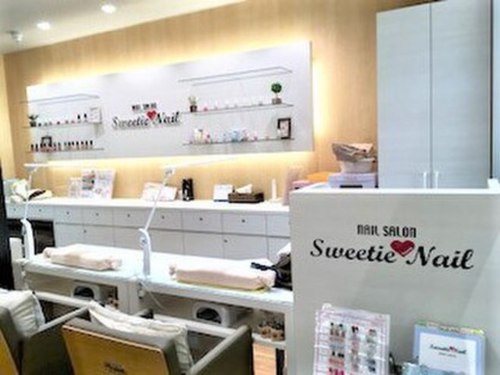 スウィーティーネイル 大宮駅前通り店(Sweetie Nail)(埼玉県さいたま市大宮区大門町1-20マツモトキヨシ店内2F)