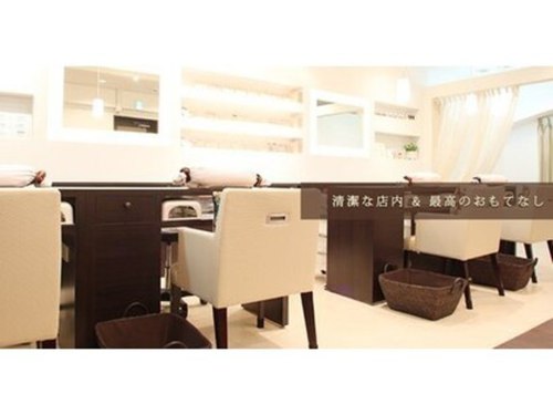 ネイルサロン ブリスト 銀座店(Nail Salon Blisst)(東京都中央区銀座6-5-12新堀ギタービル5F)