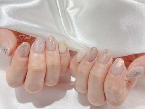 フィーネイル(Fee nail)(東京都新宿区高田馬場4-)