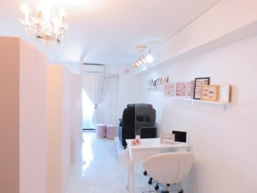 ネイルサロン ヴィクシア(Nail Salon VIXIA)(東京都新宿区西新宿7-9-15ダイカンプラザビズネス清田ビル905号室)