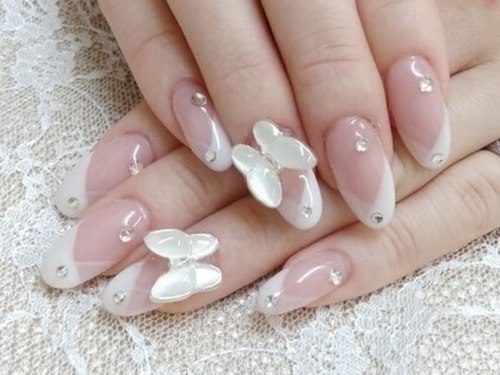 ネイルリアン(Nail lieN)(東京都新宿区西新宿7-9-15-新宿ダイカンプラザビジネス清田ビル804)