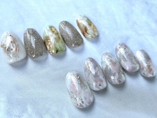 サロンド シーシー(Salon de CC)(東京都渋谷区神宮前4―24―182F)