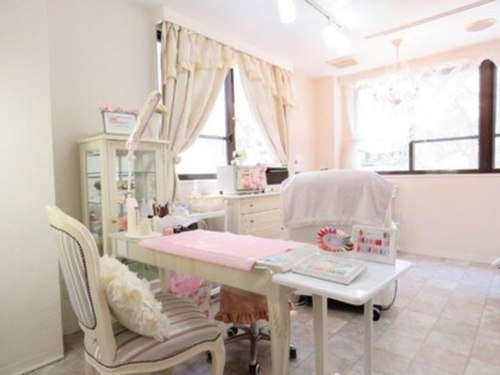 ミライズネイル 小岩店(Merise nail)(東京都江戸川区西小岩1-21-17イタクラビル2F)