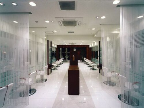 アース ネイル 西葛西店(HAIR & MAKE EARTH Nail)(東京都江戸川区西葛西6-18-10SKセントラルビル1F)