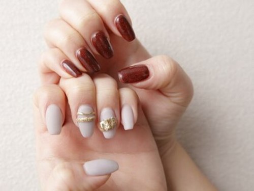 アイネイルズ 町田店(I nails)(東京都町田市原町田4-11-4ハイリッチビル3F)