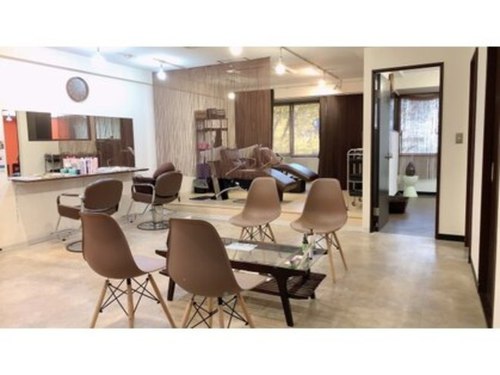 リベロ(LIBERO)(神奈川県横浜市中区常盤町3-24サンビル3F)