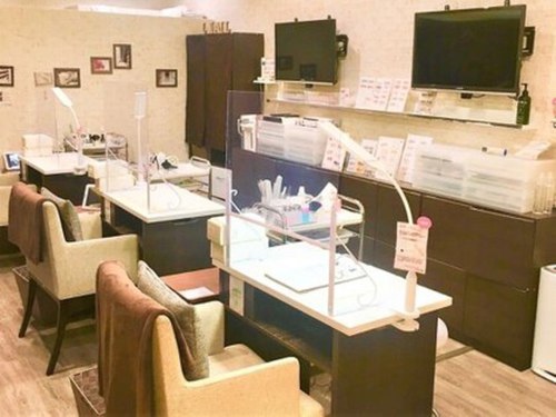 エルネイル 青葉台東急スクエア店(Lnail)(神奈川県横浜市青葉区青葉台1-7-1 東急スクエアNorth1 2階)