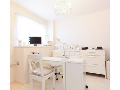 ネイルサロン エクラン(Nail Salon Ecrin)(兵庫県神戸市西区伊川谷町有瀬861-8 SALVIA102)