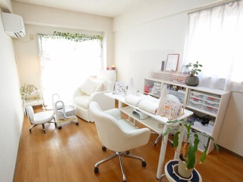 ヴェルニ(nail salon Vernis)(兵庫県神戸市垂水区平磯4-4-7 ジョイフル垂水南605)