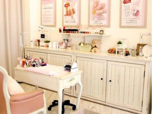 ティアラ 倉敷店(nail salon tiara)(岡山県倉敷市鶴形1-13-37)